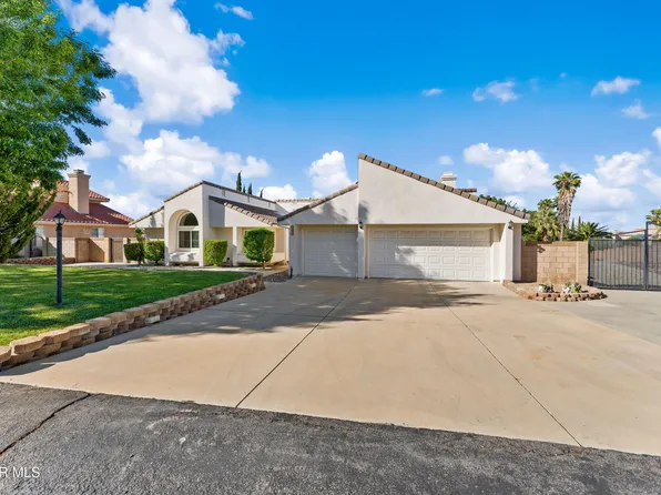 5309 Gardendale Ln, Palmdale, CA 93551