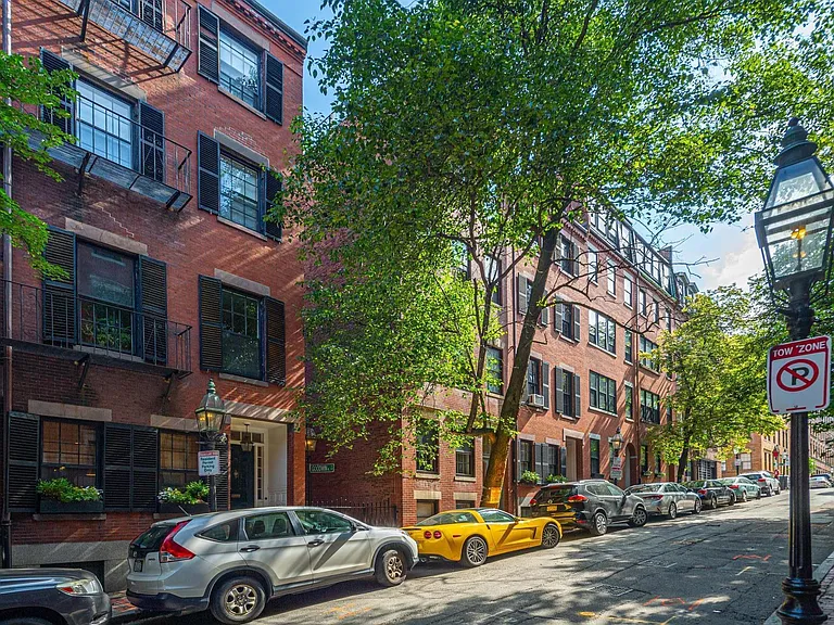 Goodwin Place off Revere Street