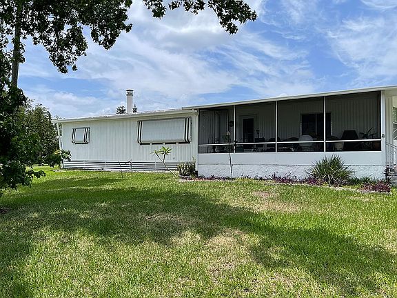 4th image of 664 Royal Palm Dr