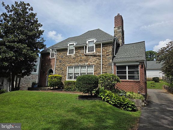 2nd image of 183 Brandywine Blvd
