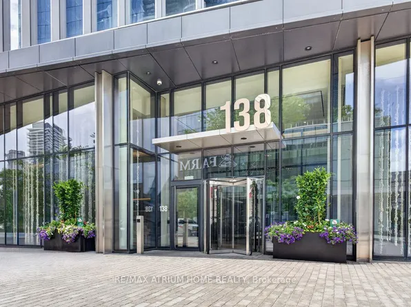 138 Downes St #4108, Toronto, ON M5E 0E4