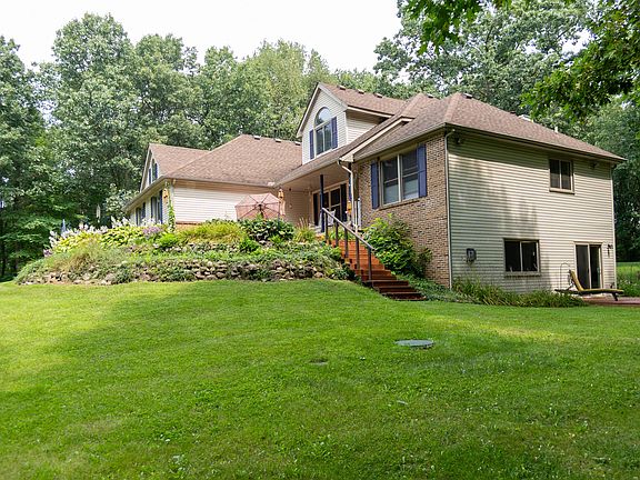 4th image of 2589 Fisk Rd