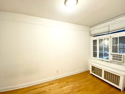 Rented by Douglas Elliman | media 11