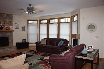 5th image of 3307 Foxcroft Dr