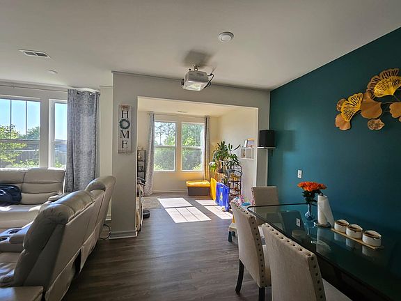 5th image of 539 Watercress Dr