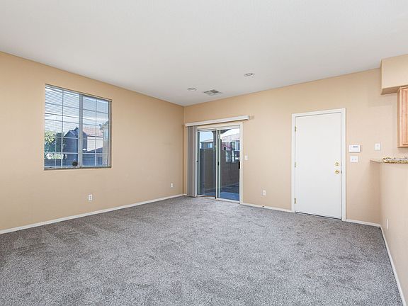 5th image of 7960 Violet Dawn St