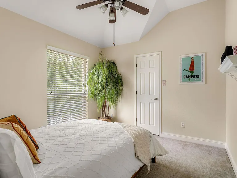 1821 Village Oak Ct — Photo 26