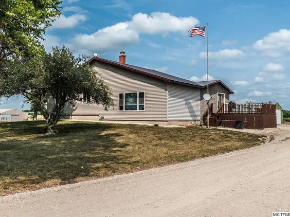 3084 Youngblood Ave, Dows, IA 50071