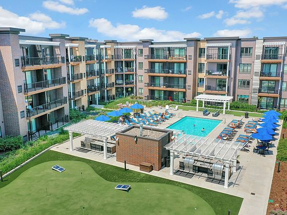 2nd image of 6717 Oak Grove Pkwy N #1121