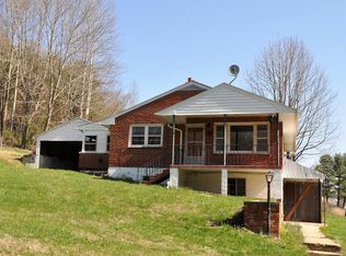 38 Merrywood Ln, Lexington, VA 24450