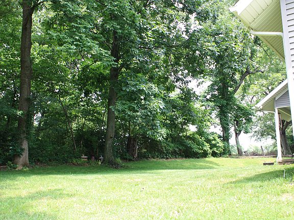 3rd image of 7344 Castle Hills Dr