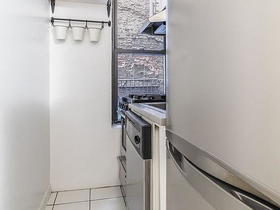 3rd image of 55 Delancey St #1AC