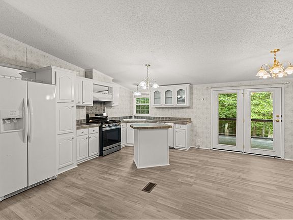 5th image of 1416 Valley View Rd