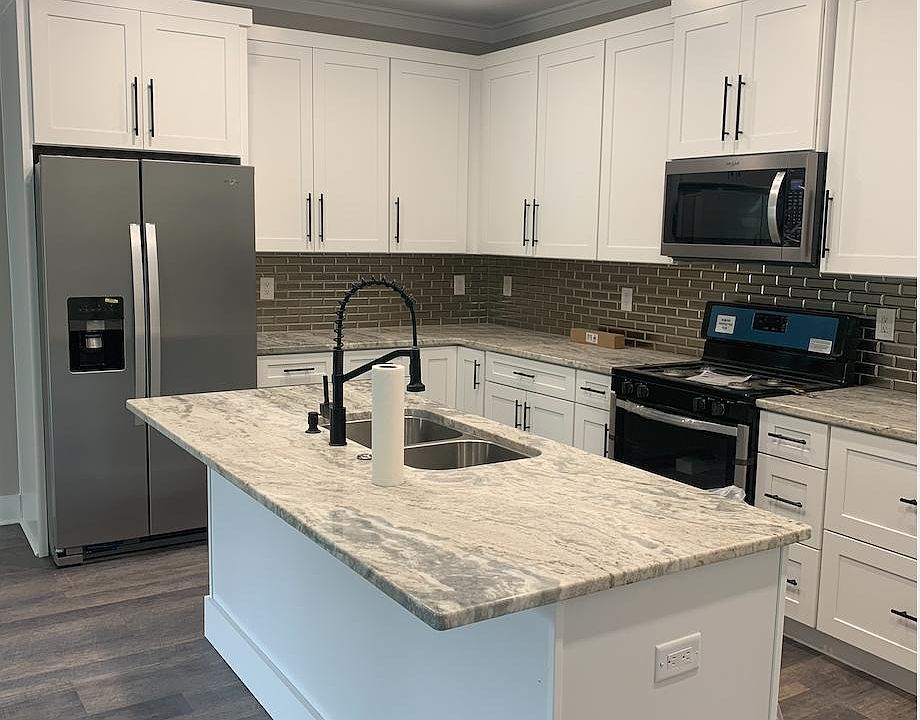 1st image of 484 Valparaiso Pkwy #8