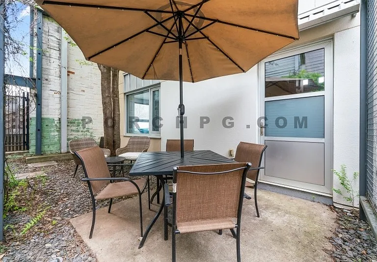 1661 La France St NE #228 — Photo 26