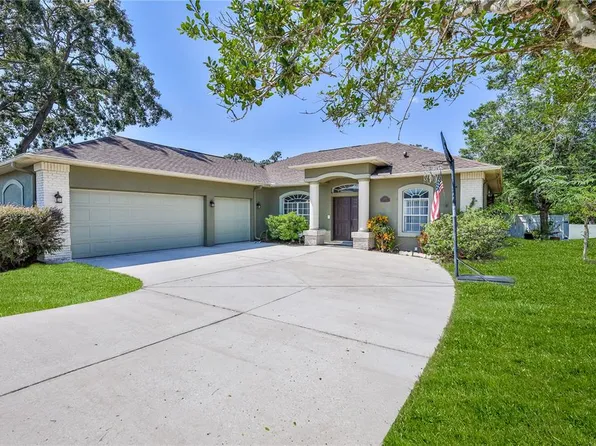 1201 Overland Dr, Spring Hill, FL 34608