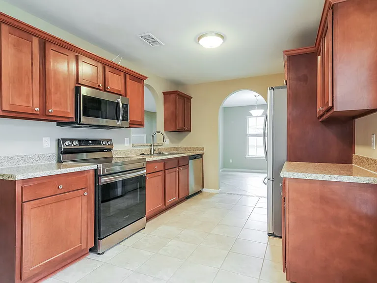 8028 Bannockburn Dr — Photo 7