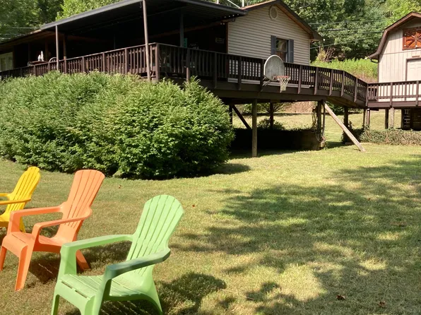 230 Carl Phillips Ln, Covington, VA 24426