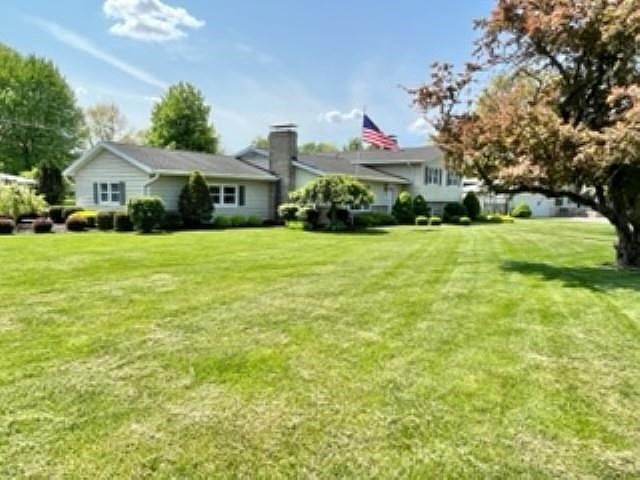 2nd image of 1020 Highland Ct