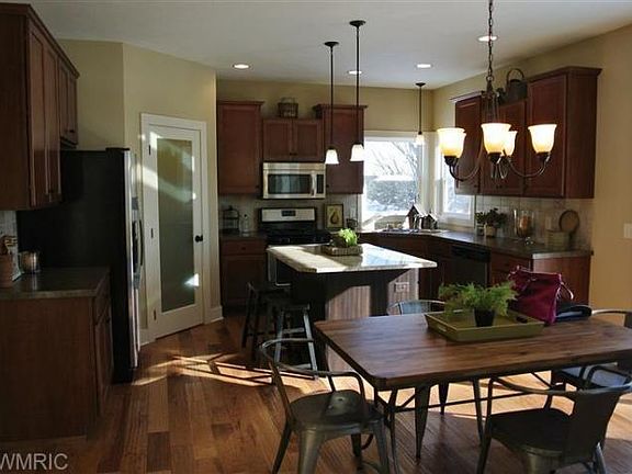 2nd image of 3827 Zion Dr