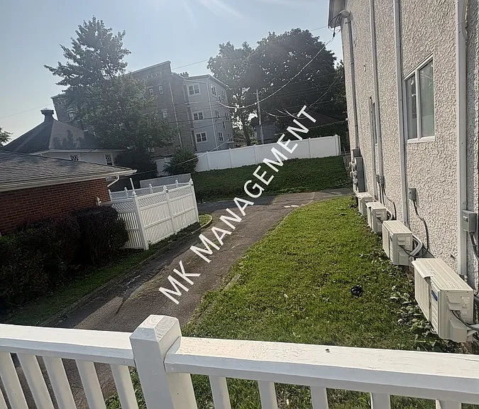 840 Clay Ave #1 — Photo 13