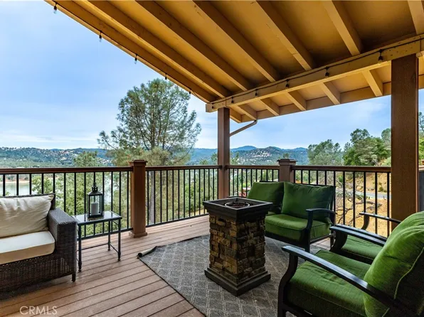 2874 Saddle Way, Bradley, CA 93426