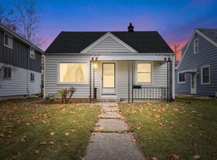 1233 S 115th St, West Allis, WI 53214