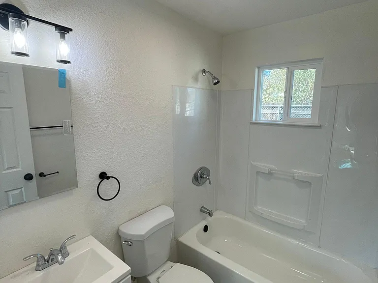 5603 Arboga Rd #B — Photo 15