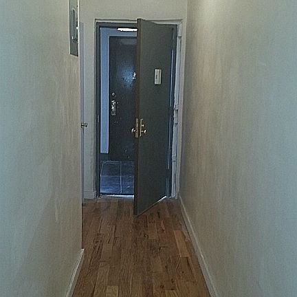2nd image of 3018 Newkirk Ave