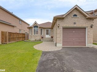 65 Wismer Ave, Barrie, ON