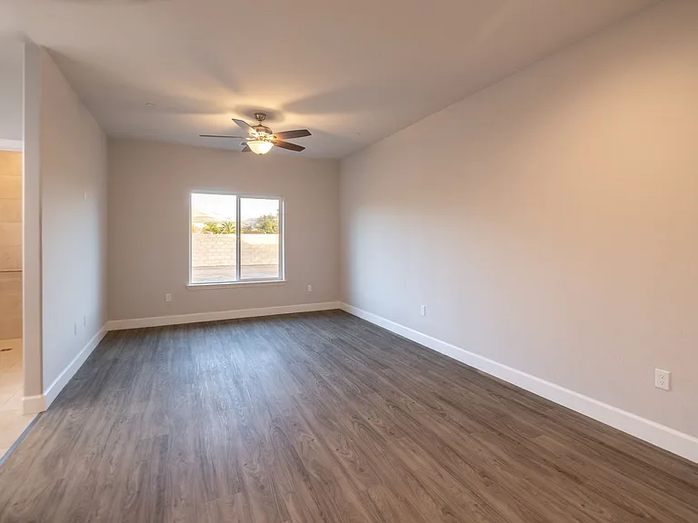 814 N Palm St — Photo 5