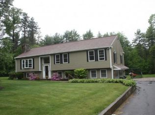 16 Durgin Dr, Newton, NH 03858