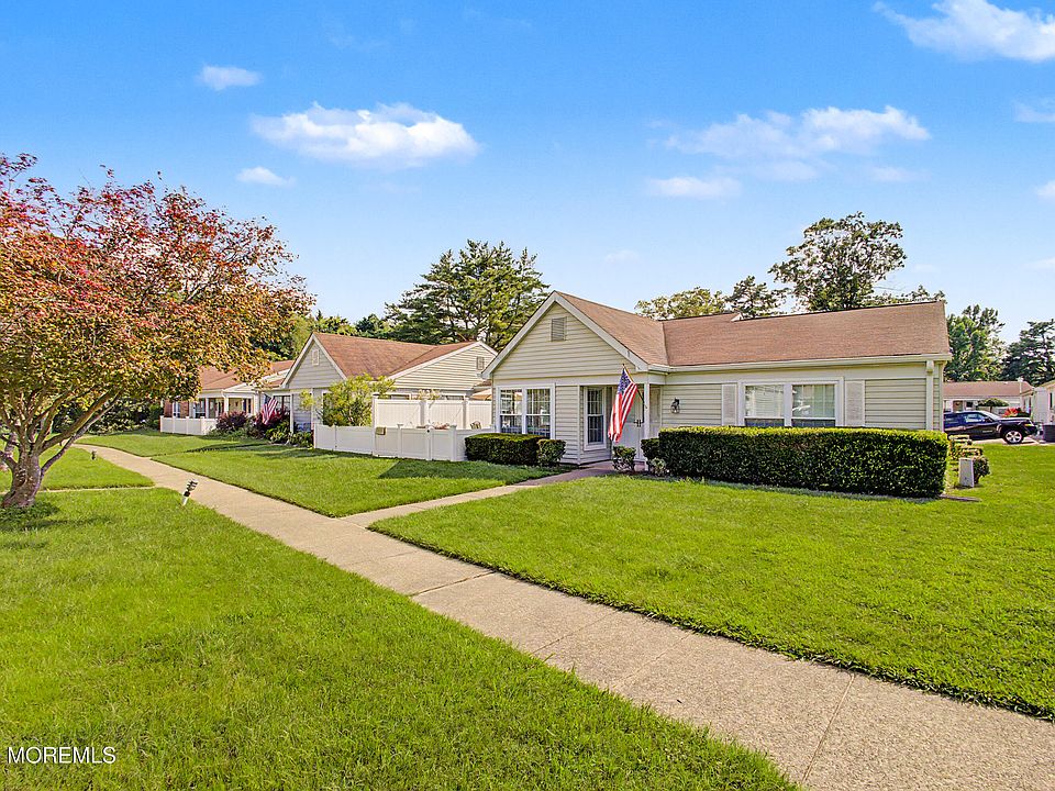 1st image of 481 Winfield Court #C
