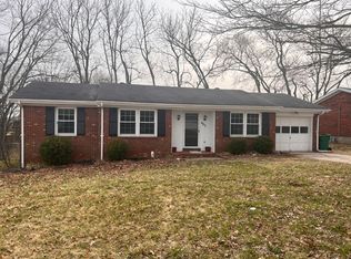 407 Knobview Dr, Shelbyville, KY 40065