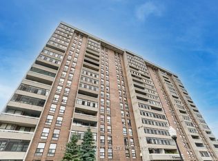 15 Kensington Rd #1703, Brampton, ON L6T 3W2