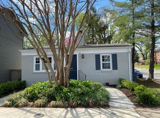 13 Liberty St SW, Leesburg, VA 20175