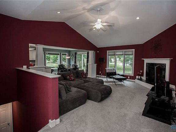 4th image of 8360 Sycamore Woods Ln