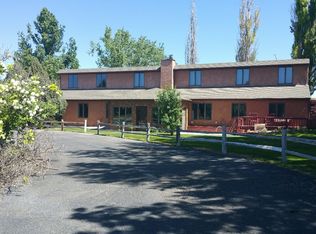 101 Cottonwood Ter, Torrington, WY 82240