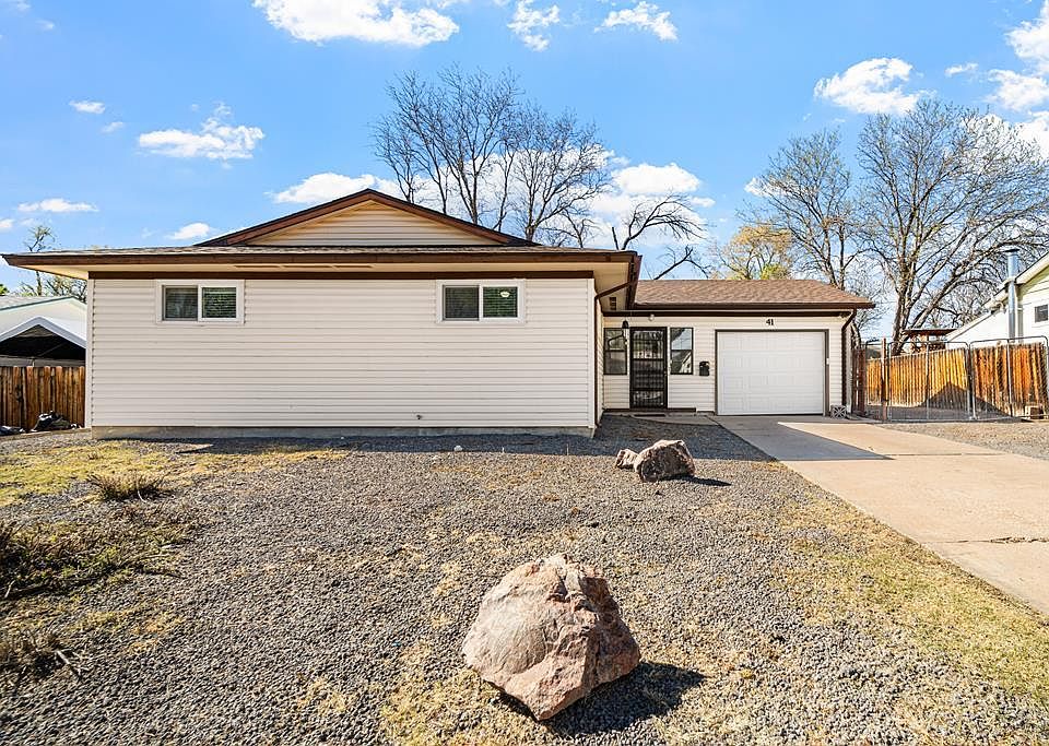 1st image of 41 Loch Lomond Ln