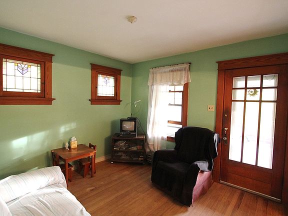 5th image of 4121 Bowen St