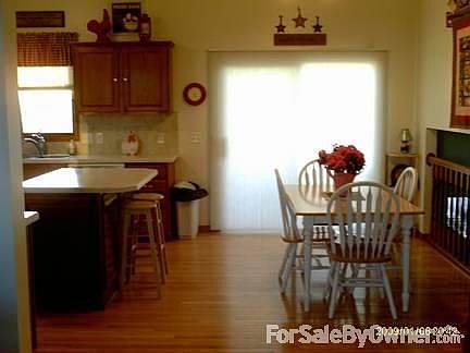Kitchen eat in area