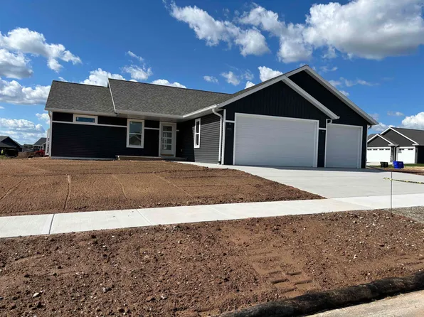 5779 N Acadia Dr, Appleton, WI 54913