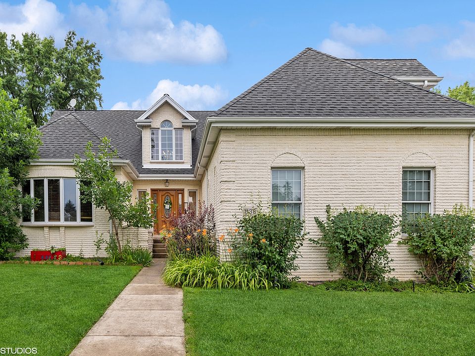 1st image of 1138 N Carlyle Ct