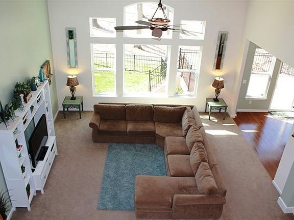 3rd image of 1582 Indian Bluffs Dr