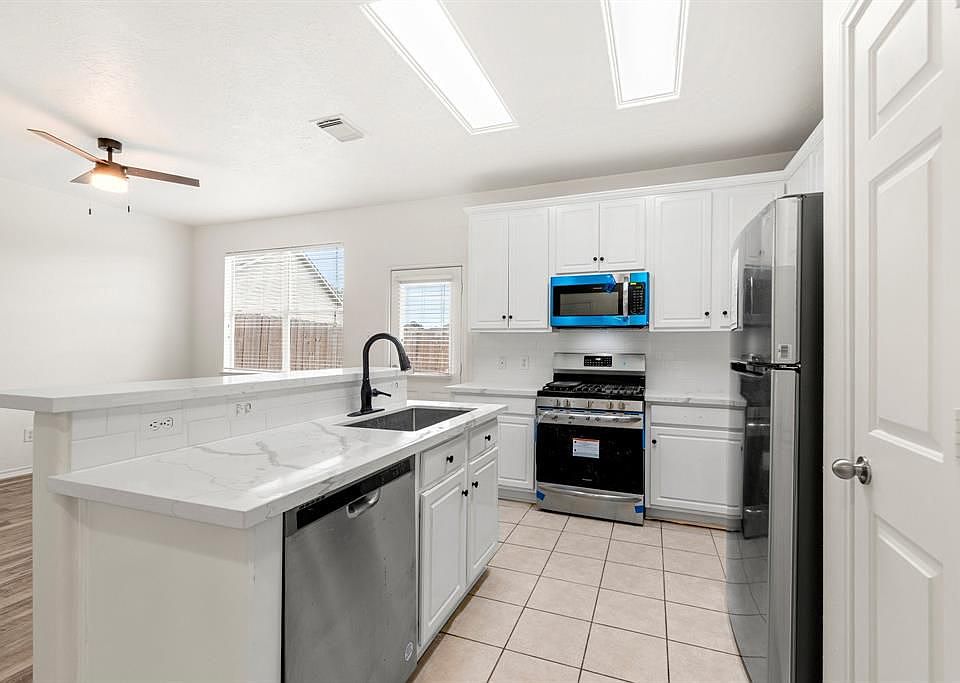 1st image of 8710 Thistlemoor Ln