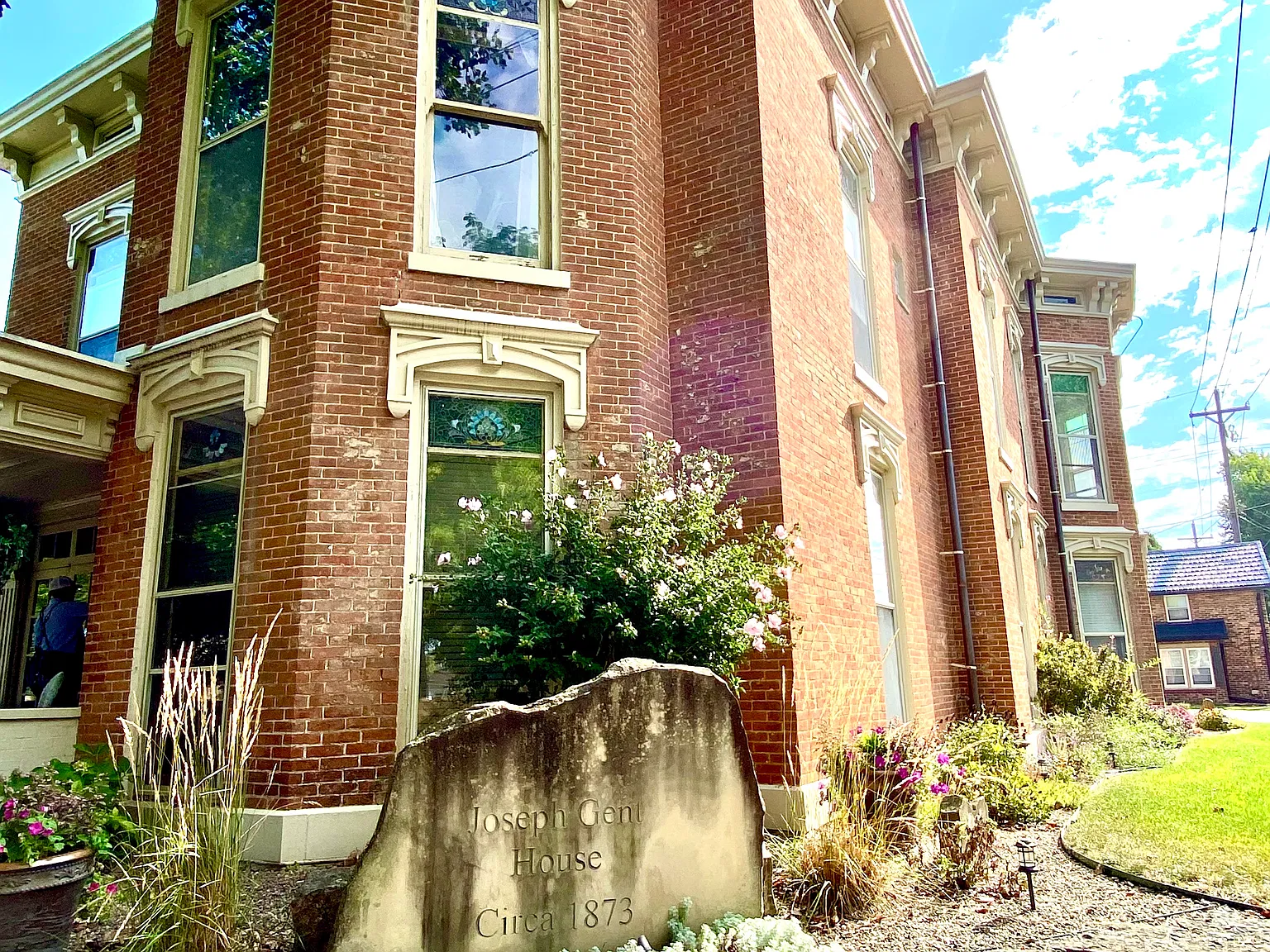 1 bed, 983 sqft, $1,025 — Photo 3