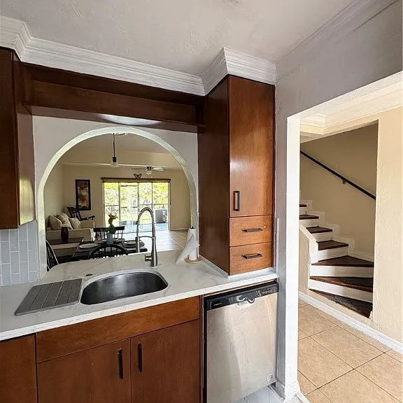 4514 SW 8th Pl #11 — Photo 6