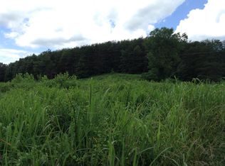 136 Cave Branch Rd, Campton, KY 41301