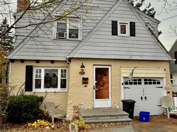 1874 Rockville Drive, North Baldwin, NY 11510