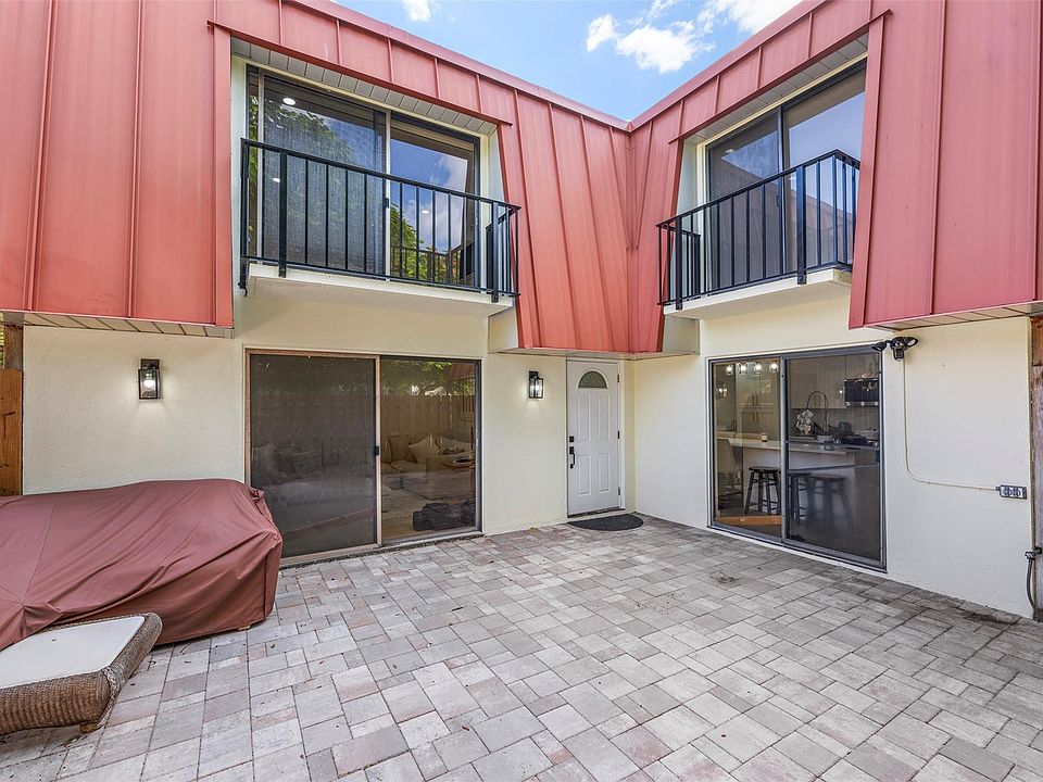 1st image of 3203 Gardens Drive #A
